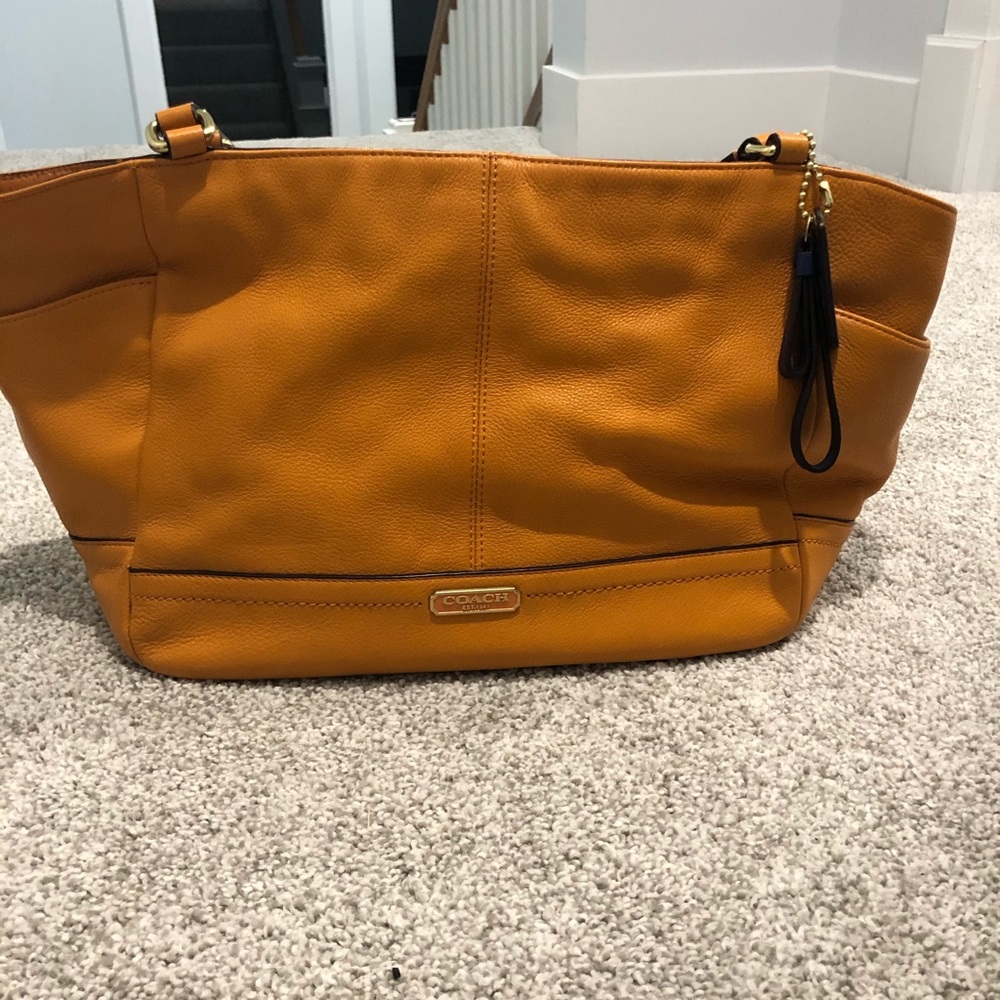 👜👜Coach Leather Purse 👜